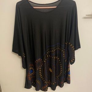 Oversize black blouse with design
